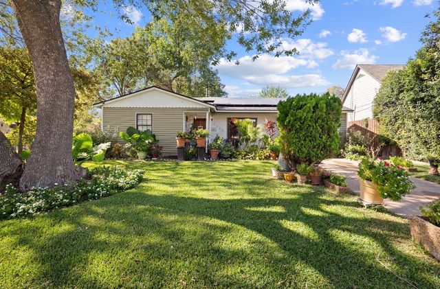 1255 Olden Street, Dallas, TX 75211