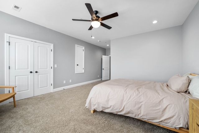 132 Savannah Ave, Pleasant View, TN 37146