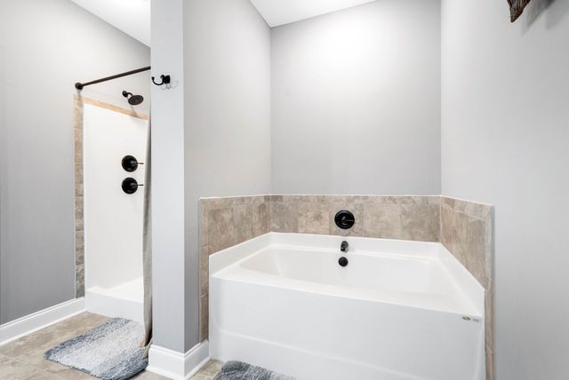 132 Savannah Ave, Pleasant View, TN 37146