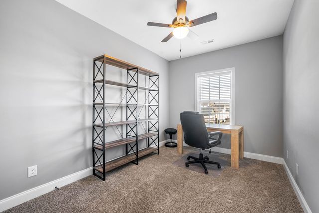 132 Savannah Ave, Pleasant View, TN 37146