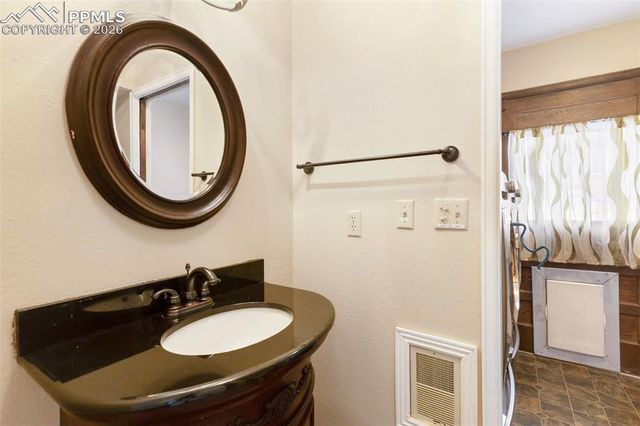 1874 Vagabond Creek Drive, Lake George, CO 80827