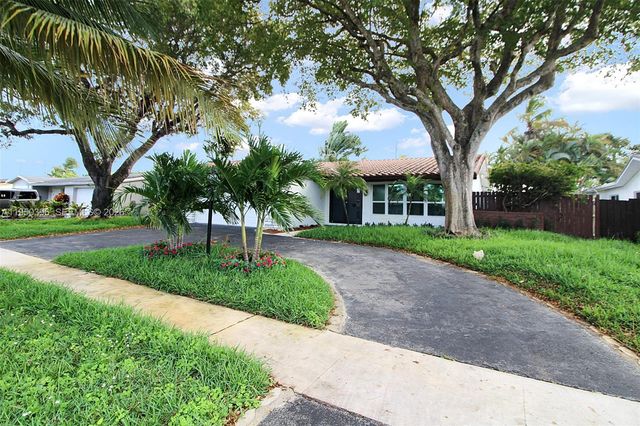 5300 Adams St, Hollywood, FL 33021