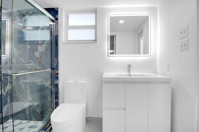 5300 Adams St, Hollywood, FL 33021