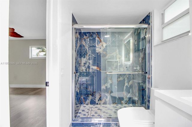 5300 Adams St, Hollywood, FL 33021