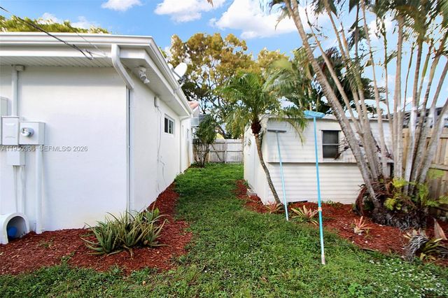 5300 Adams St, Hollywood, FL 33021