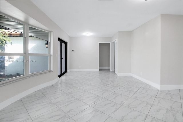 5300 Adams St, Hollywood, FL 33021