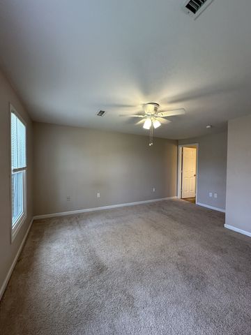 1708 Broadripple Dr, Clarksville, TN 37042