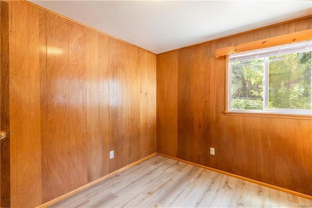 901 Sugarloaf Boulevard, Big Bear City, CA 92314