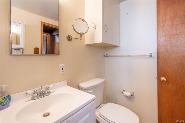 901 Sugarloaf Boulevard, Big Bear City, CA 92314