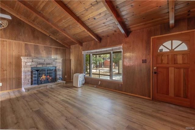 901 Sugarloaf Boulevard, Big Bear City, CA 92314