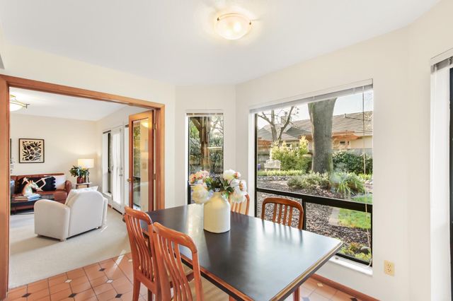 2216 Bryce Ln, Davis, CA 95616