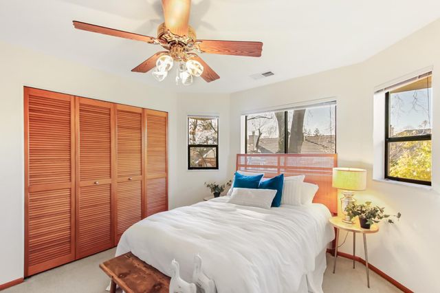 2216 Bryce Ln, Davis, CA 95616