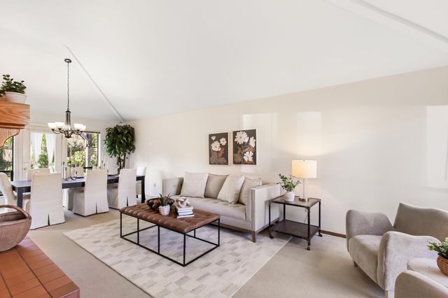 2216 Bryce Ln, Davis, CA 95616