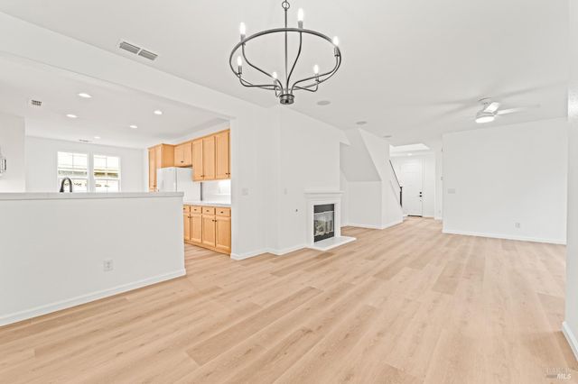 8364 Bennington Ct, Vallejo, CA 94591