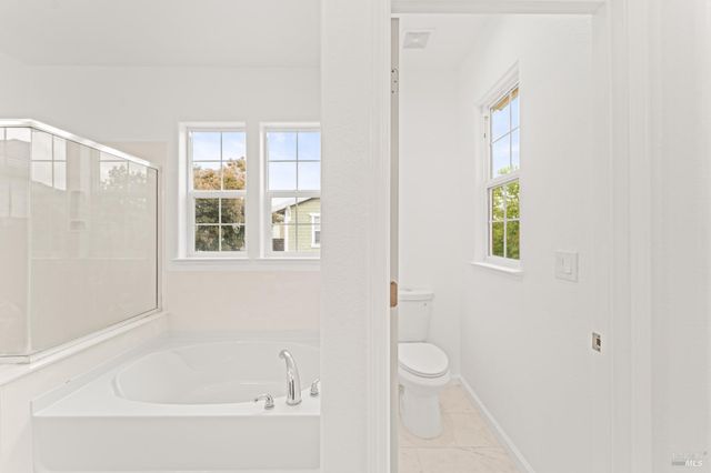 8364 Bennington Ct, Vallejo, CA 94591