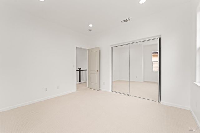 8364 Bennington Ct, Vallejo, CA 94591