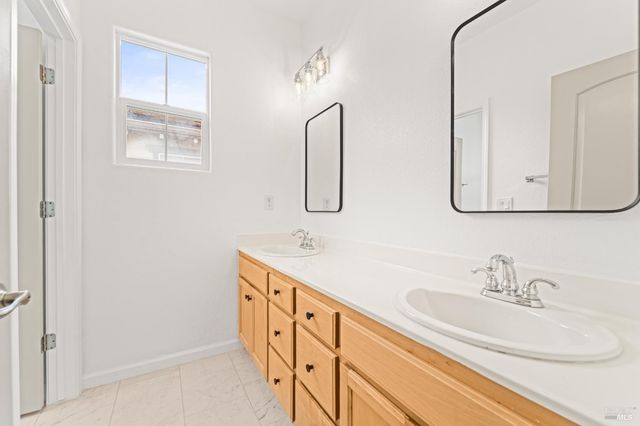 8364 Bennington Ct, Vallejo, CA 94591
