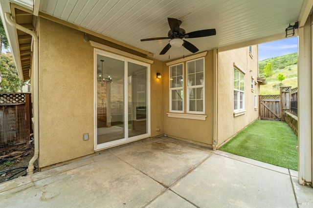 8364 Bennington Ct, Vallejo, CA 94591