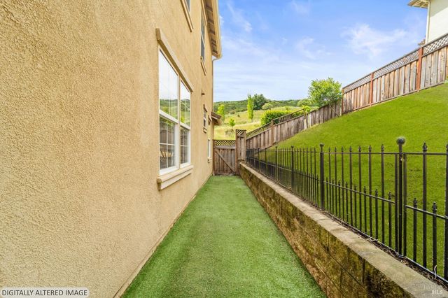 8364 Bennington Ct, Vallejo, CA 94591