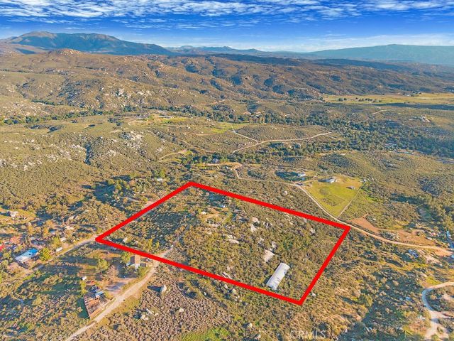 32805 Red Mountain, Hemet, CA 92544