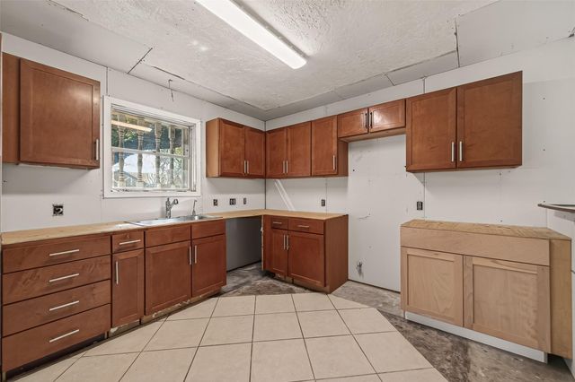 9326 Willow Meadow Drive, Houston, TX 77031