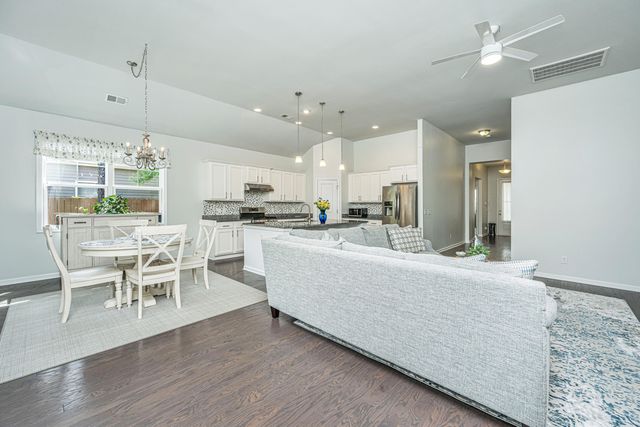 107 Yeamans Way, Summerville, SC 29483