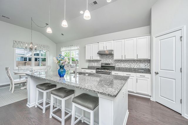 107 Yeamans Way, Summerville, SC 29483