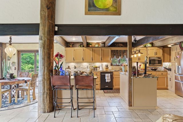 63 Osprey Lane, Blue Eye, MO 65611