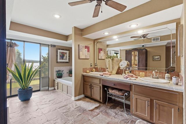 63 Osprey Lane, Blue Eye, MO 65611