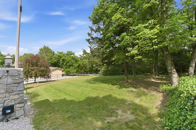 63 Osprey Lane, Blue Eye, MO 65611
