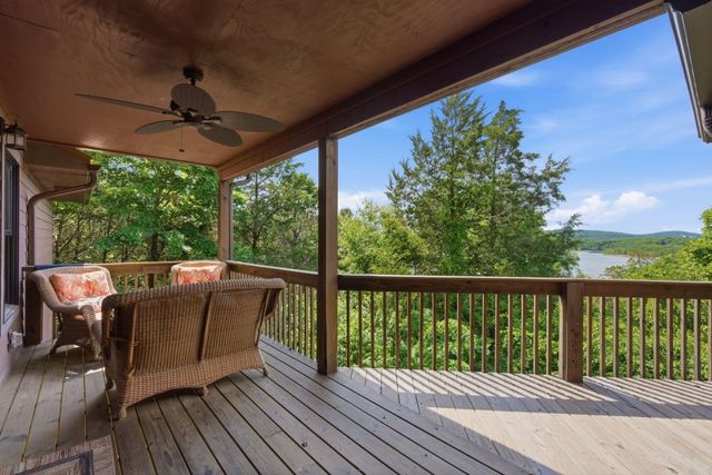 63 Osprey Lane, Blue Eye, MO 65611