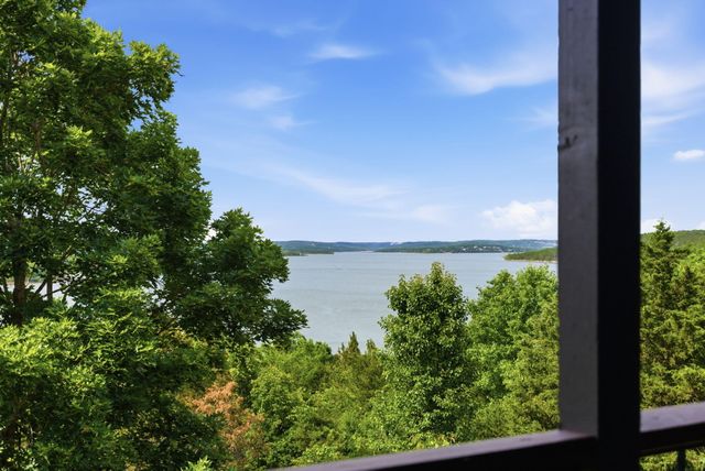 63 Osprey Lane, Blue Eye, MO 65611