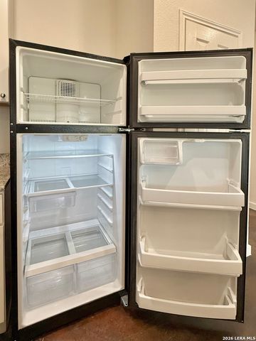 6938 Crestway Rd Unit 4, San Antonio, TX 78239