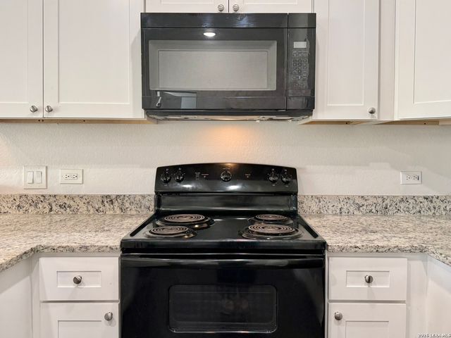 6938 Crestway Rd Unit 4, San Antonio, TX 78239