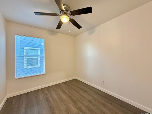 6938 Crestway Rd Unit 4, San Antonio, TX 78239