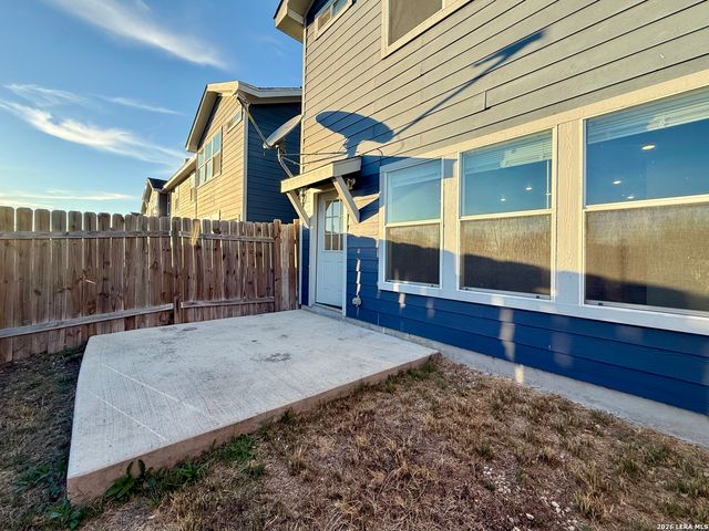 6938 Crestway Rd Unit 4, San Antonio, TX 78239