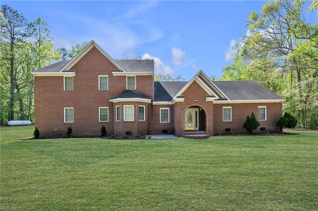 6704 Mill Creek DR, Zuni, VA 23898