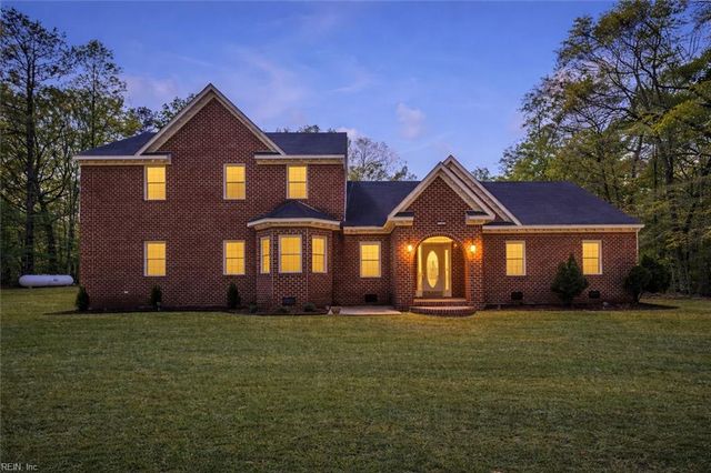 6704 Mill Creek DR, Zuni, VA 23898