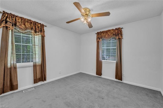 6704 Mill Creek DR, Zuni, VA 23898