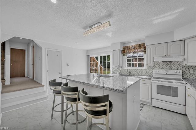 6704 Mill Creek DR, Zuni, VA 23898