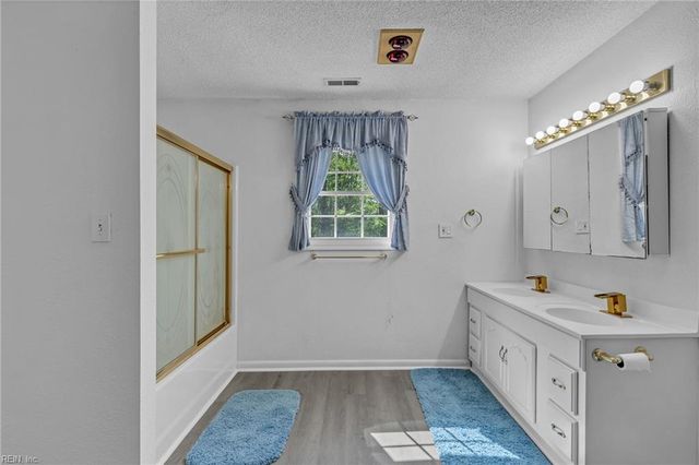 6704 Mill Creek DR, Zuni, VA 23898