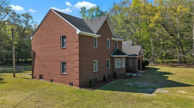 6704 Mill Creek DR, Zuni, VA 23898