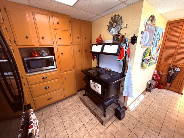 357 County Road 4846, Winnsboro, TX 75494