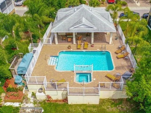 810 CALLISTA CAY LOOP, Tarpon Springs, FL 34689