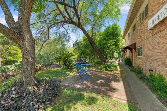 304 E 33rd ST 15, Austin, TX 78705