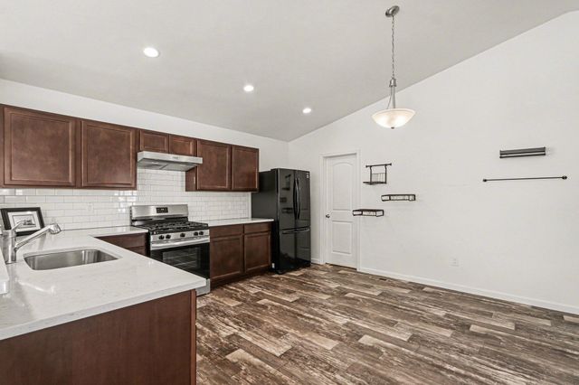 1041 Cooley Mill Lane, Vicksburg Vllg, MI 49097