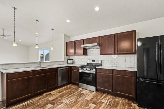 1041 Cooley Mill Lane, Vicksburg Vllg, MI 49097