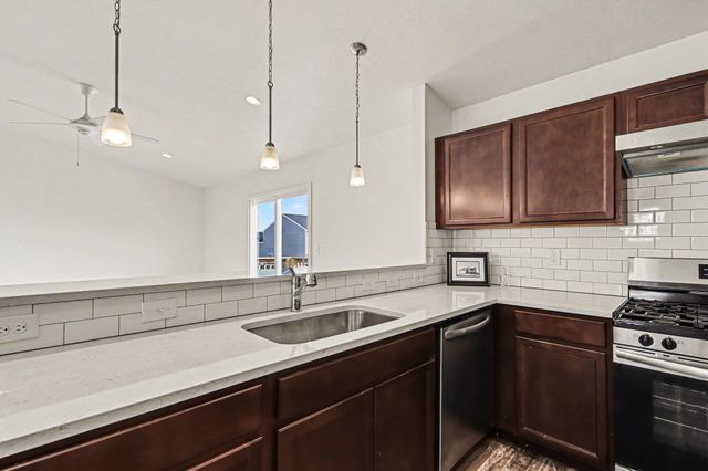 1041 Cooley Mill Lane, Vicksburg Vllg, MI 49097