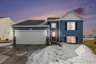 1041 Cooley Mill Lane, Vicksburg Vllg, MI 49097