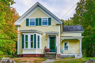 14 S. School St, Ashburnham, MA 01430